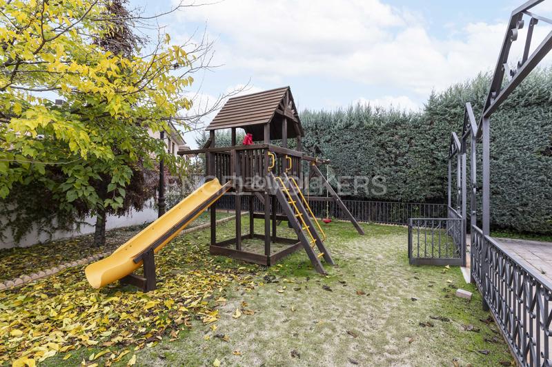 Foto ed8b0687-89ac-4c13-b21f-e6e9a6be96c2. Casale con riscaldamento parcheggio piscina in Griñón