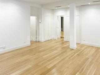 Apartamento  Calle de viriato. Maravillosa propiedad en almagro