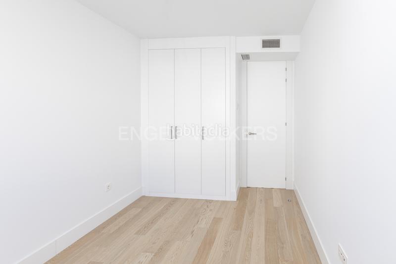 Foto 4b5ef87b-36e8-41c9-9ec3-bd90ce0612e0. Apartamento bonito piso con terraza en Aravaca en Madrid