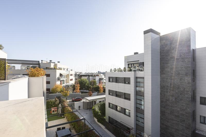 Foto 5a4e7c5a-0187-4bd8-95f6-f9f5357e1f57. Apartamento bonito piso con terraza en Aravaca en Madrid