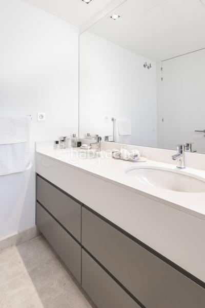 Foto c69e4447-7385-4b88-bae4-fb08bdf6d900. Apartamento bonito piso con terraza en Aravaca en Madrid