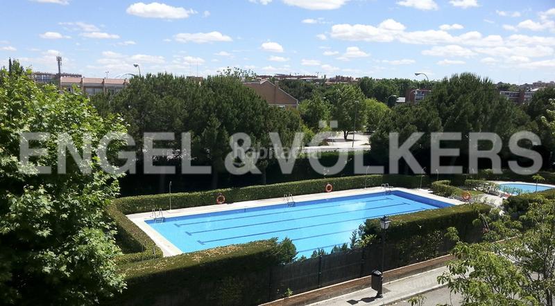 Foto 15406433-c06d-4f0f-a761-561aff707566. Rent apartment with heating pool in Palomas Madrid