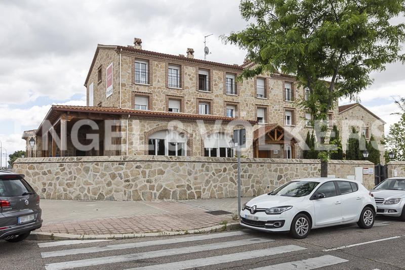 Foto 8cfaa61a-de0d-413a-966b-b1e3581c0161. Rent apartment with heating pool in Palomas Madrid