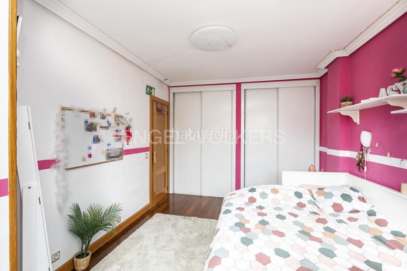 Foto 168558d3-a7c9-4fd4-82f6-6a5b768ef4ea. Casa adosada chalet en quinta de los molinos en Salvador Madrid