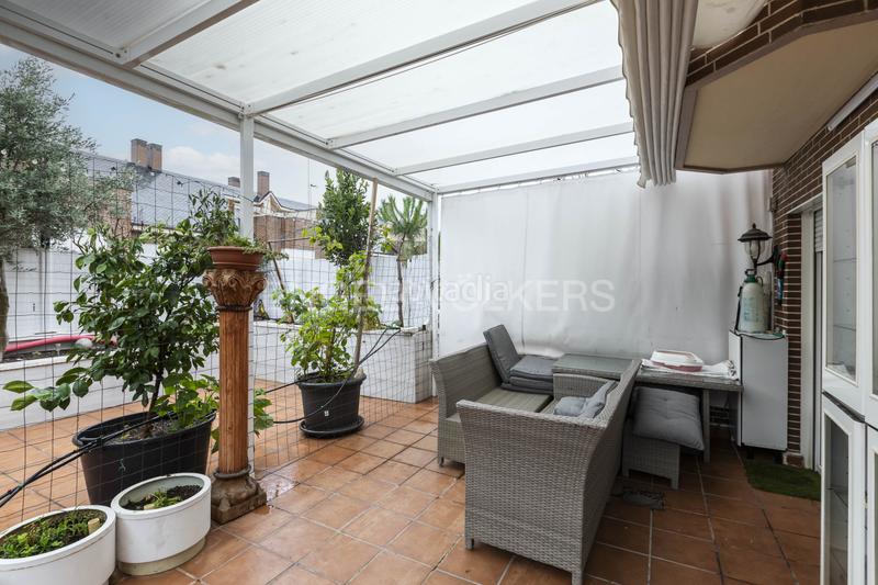 Foto 1f19f197-4135-46b5-a6d4-72aaaea5bd3e. Casa adosada chalet en quinta de los molinos en Salvador Madrid