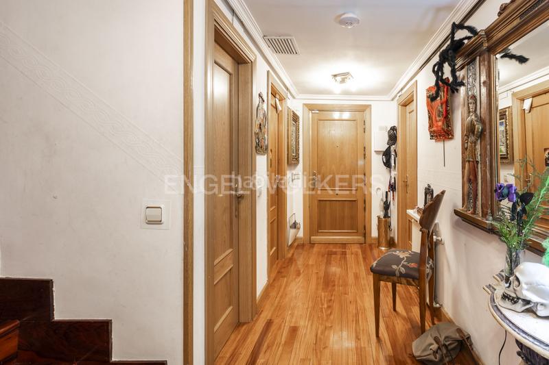 Foto 2f9c8638-bee7-4a83-9d8f-b9c5ea36be81. Casa adosada chalet en quinta de los molinos en Salvador Madrid