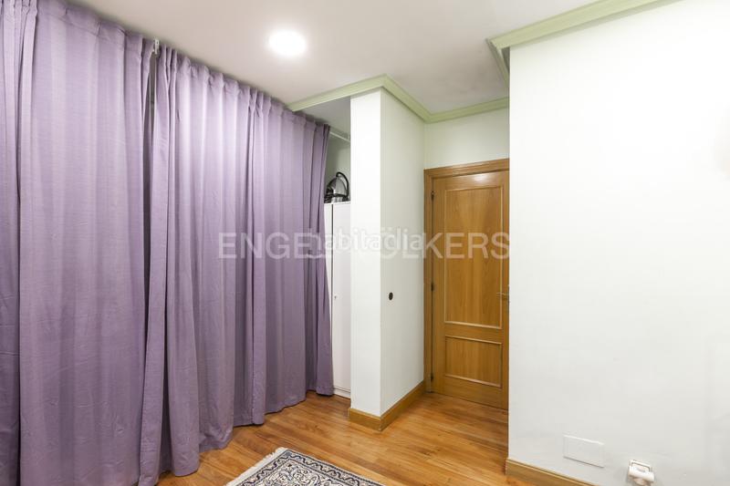 Foto a3976457-5536-49e1-938f-e49eff4aab75. Casa adosada chalet en quinta de los molinos en Salvador Madrid