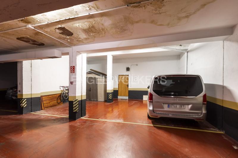 Foto fd490c82-2d0a-4a5a-900a-a0607a7cfdeb. Casa adosada chalet en quinta de los molinos en Salvador Madrid