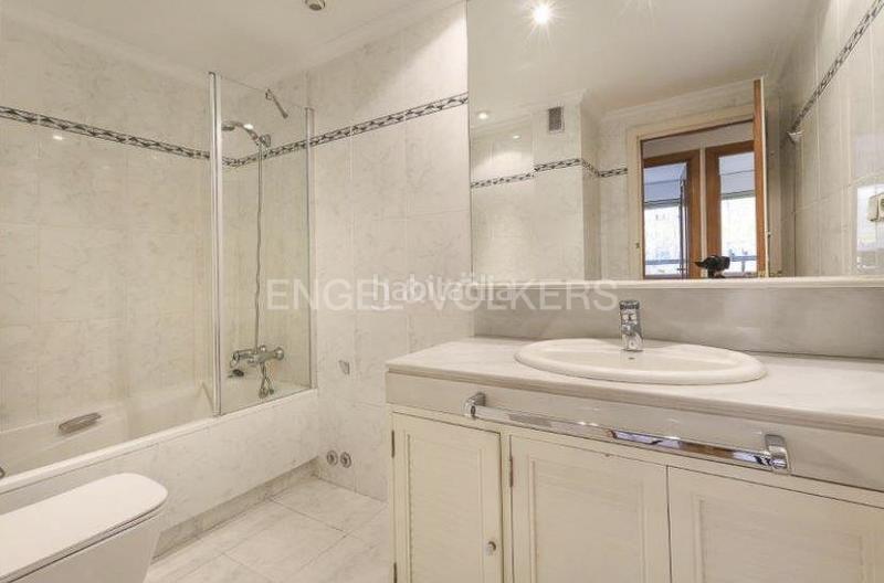 Foto 9183107b-aaad-42fb-92c1-cecf766728eb. Piccolo appartamento con riscaldamento parcheggio in Madrid