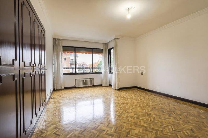 Foto c13b30b7-93f0-44e3-954d-3c8d82f26de4. Piccolo appartamento con riscaldamento parcheggio in Madrid