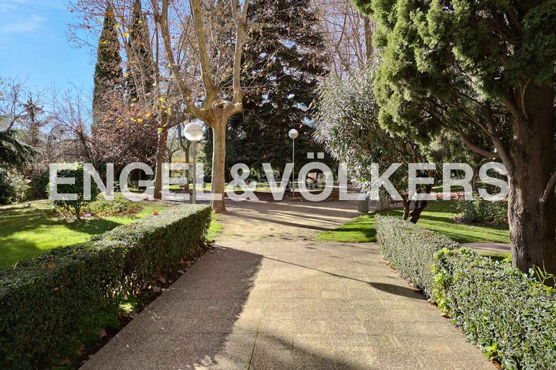 Foto dae650d0-6913-42d9-9b2d-357ec44c254e. Piccolo appartamento con riscaldamento parcheggio in Madrid