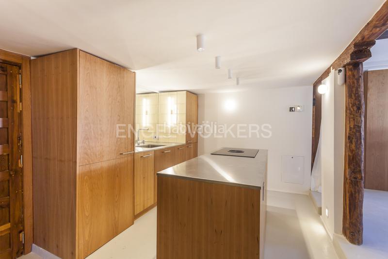 Foto 4e18f382-29f3-4fe4-a80d-3d4b9d957079. Apartament amb calefacció a Palacio Madrid