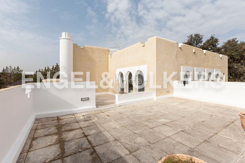 Foto 68b6fc72-8264-48d2-9046-760fb3605e62. Casa exclusivo chalet unifamiliar en bularas. en Pozuelo de Alarcón