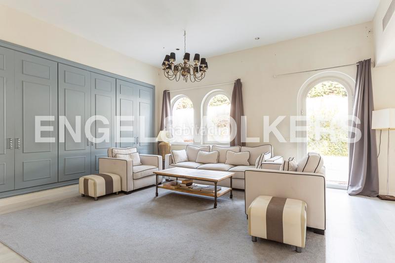 Foto ab9ec056-6248-425f-bef7-b40c6d871407. Casa exclusivo chalet unifamiliar en bularas. en Pozuelo de Alarcón