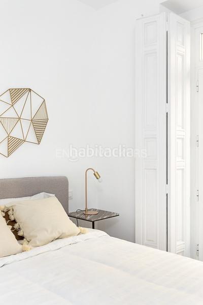 Foto 1fdd679c-1f54-434f-be2d-cea77d58635c. Alquiler apartamento exclusivo piso de lujo de dos habitaciones en la calle ilustración en Madrid