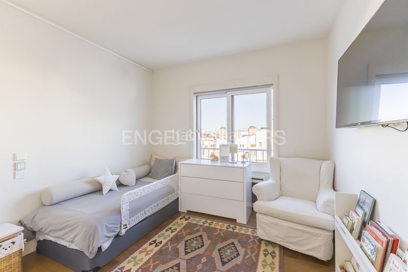 Foto 0bde5b36-22c8-4652-89d5-975573b0b470. Ático maravilloso ático reformado en Argüelles en Madrid