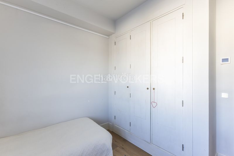 Foto 8397b4b8-5fb4-4cca-b1ee-c19b0617d547. Ático maravilloso ático reformado en Argüelles en Madrid