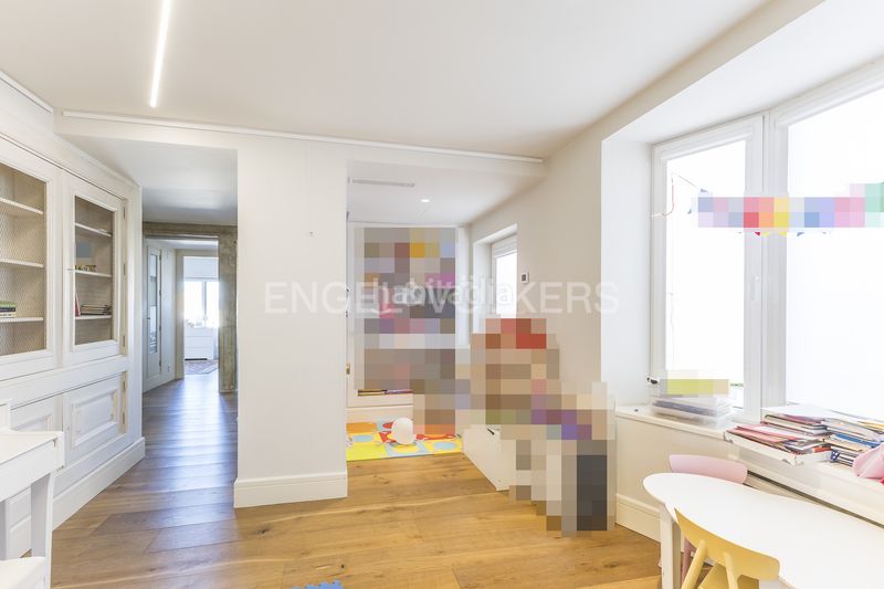 Foto 9286eecb-53f0-4ec2-8b96-5ec0159b48d0. Ático maravilloso ático reformado en Argüelles en Madrid