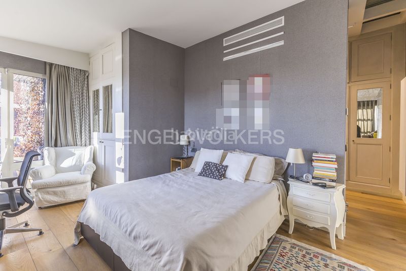 Foto f23e66cb-d239-4ccc-a583-6602f55ecb89. Ático maravilloso ático reformado en Argüelles en Madrid