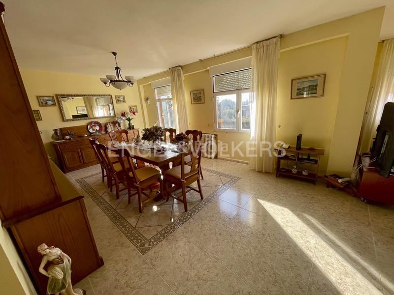 Foto 98dfc913-94ea-41cd-9b8c-23bc293e4039. Casa amb calefacció aparcament a Cerro Alarcón Valdemorillo