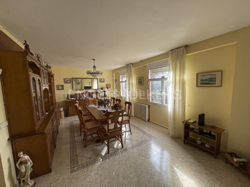 Foto af22d63f-8382-4548-a022-6c6f488bd211. Casa amb calefacció aparcament a Cerro Alarcón Valdemorillo