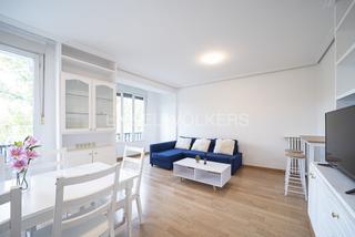 Alquiler Apartamento en Castellana. Piso de 3 habitaciones en maría de molina