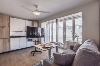 Lloguer Estudi a Pueblo Nuevo. Apartamento exterior reformado amueblado en ventas