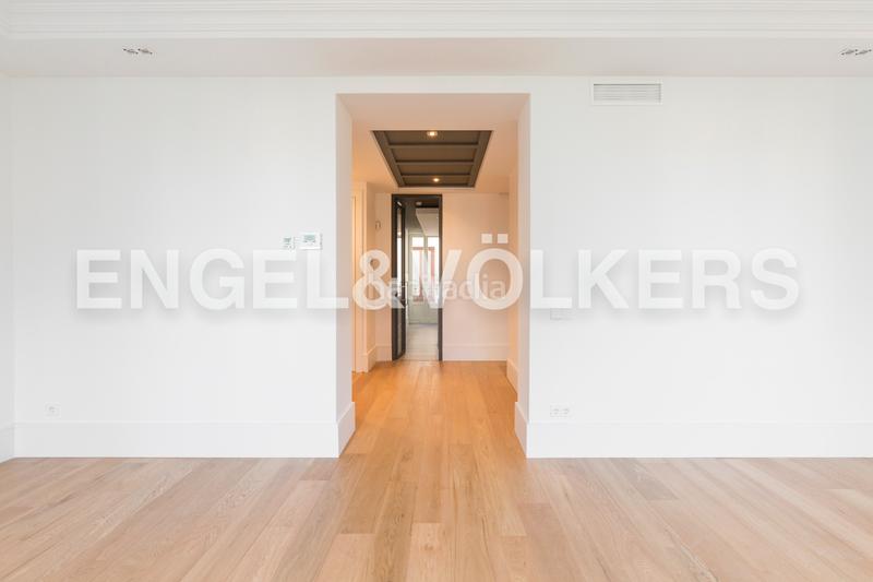 Foto 61a94b37-3311-43ef-962b-955a43989729. Alquiler apartamento piso a estrenar en Almagro en alquiler en Madrid
