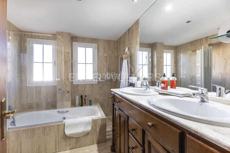 Foto 64119110-0c9f-4925-8642-20ba5c22210e. Maison avec chauffage parking piscine dans Ciudalcampo