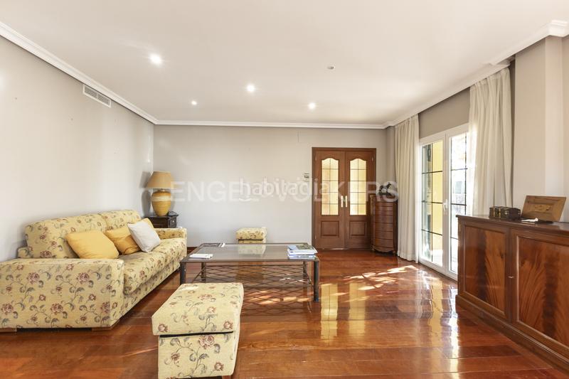 Foto 9be315f8-ed6a-4832-9ccc-468db5862882. Maison avec chauffage parking piscine dans Ciudalcampo