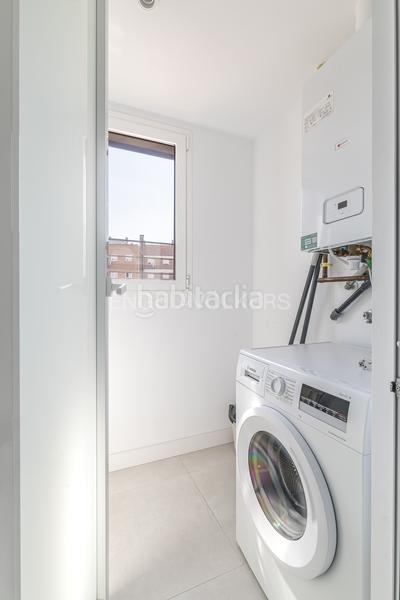 Foto 59075bf4-0c93-40db-b155-aafd7e28b13b. Alquiler apartamento luminoso estudio con amplia terraza en calle limonero en alquiler en Madrid
