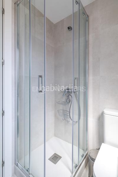 Foto 9aecfc48-3dd2-4158-be52-4387fa3db67d. Alquiler apartamento luminoso estudio con amplia terraza en calle limonero en alquiler en Madrid