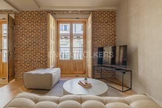 Rent Apartment in Palacio. Obra nueva de un dormitorio cerca de los jardines sabatini