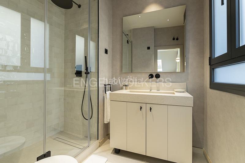 Foto 1b7d437d-4110-43a5-bf0e-0c46c6f5a9d4. Miete appartement mit heizung in Palacio Madrid