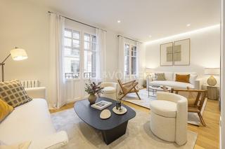 Apartament a Jerónimos. Apartamento con encanto junto al parque de el retiro