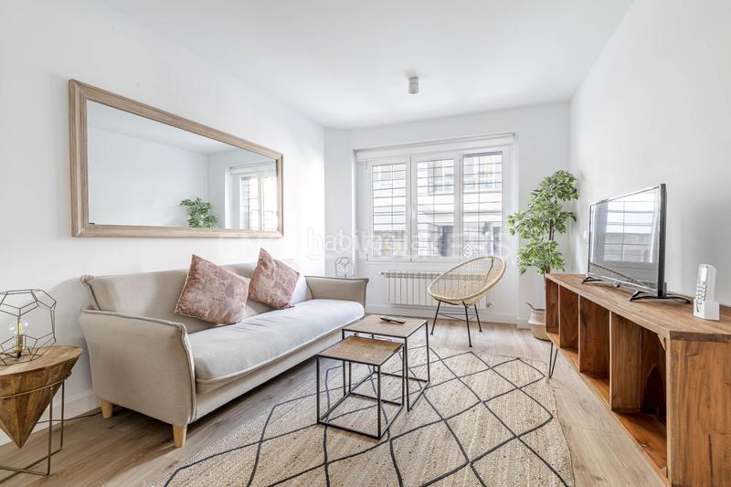 Foto 1a2125b2-3225-4b7d-aeee-9534f09fdb16. Alquiler apartamento luminoso piso exterior en planta baja en calle limonero en alquiler en Madrid