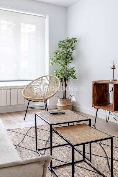 Foto f4d362b6-7e90-487f-aed2-7d530e05a50e. Alquiler apartamento luminoso piso exterior en planta baja en calle limonero en alquiler en Madrid