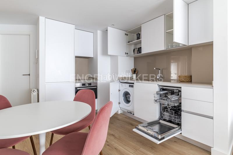 Foto c206f235-656c-4c90-a076-5255d09cd24b. Lloguer apartament amb calefacció a Castillejos-Cuzco Madrid