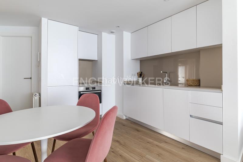 Foto d7925c44-bc1f-408f-9243-f695b8ce2f8b. Location appartement avec chauffage dans Castillejos-Cuzco Madrid