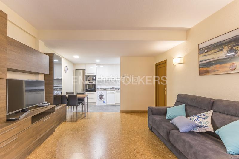 Foto 84517843-f619-4c04-b9fd-cb6c37ae35a3. Location appartement avec chauffage parking dans Universidad-Malasaña Madrid