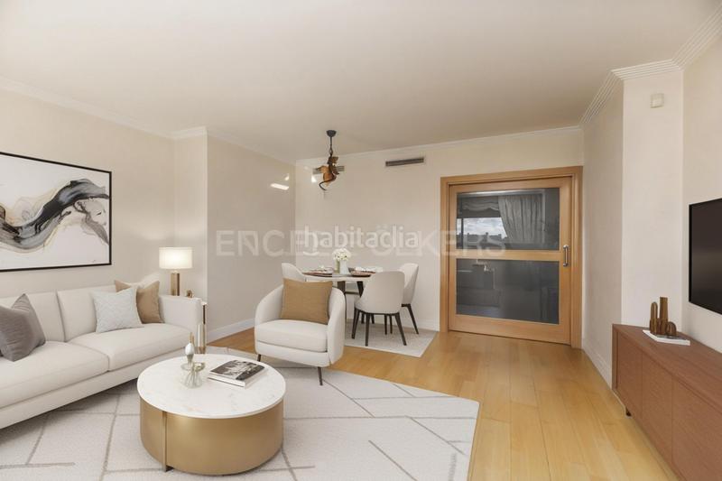 Foto 1e359f75-677a-4752-81cf-f0e2b74c56d7. Attico con riscaldamento parcheggio piscina in Encinar de los Reyes La Moraleja