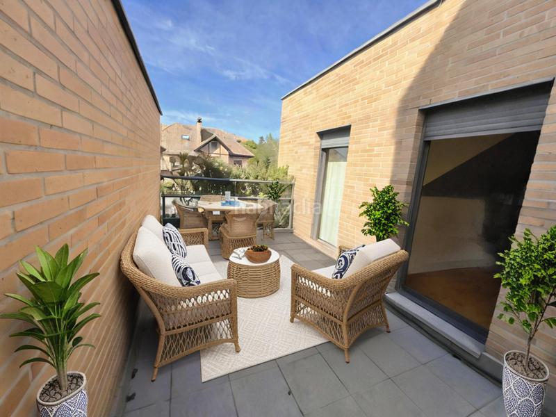 Foto 67de103a-13be-4d35-a679-baf5f1bd9f35. Attico con riscaldamento parcheggio piscina in Encinar de los Reyes La Moraleja