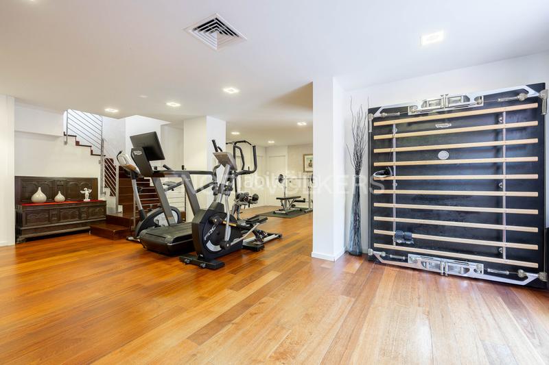 Foto 73943893-145b-4bb7-aa62-bcde3403989c. Casa adossada amb calefacció aparcament piscina a Madrid