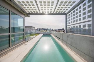 Casa adossada a Valdemarín. Exclusiva vivienda de diseño en valdemarín