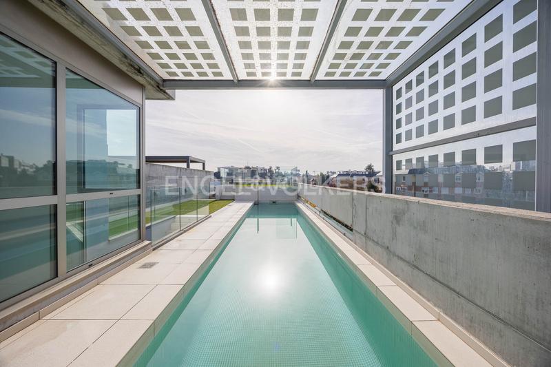 Foto af11ad71-0322-4988-b2f0-4d560ab21070. Casa adossada amb calefacció aparcament piscina a Madrid