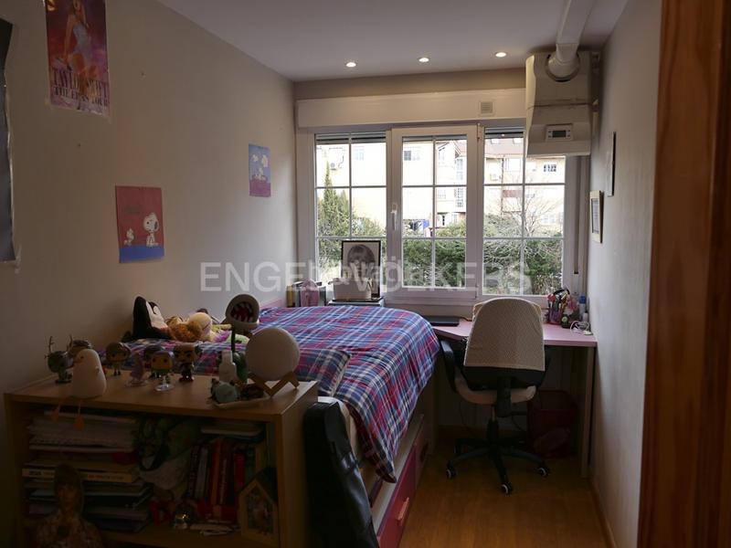 Foto 597f4ad1-9df0-4346-ba45-c9b93bcb1f29. Duplex avec chauffage parking dans Villalba Estación Collado Villalba