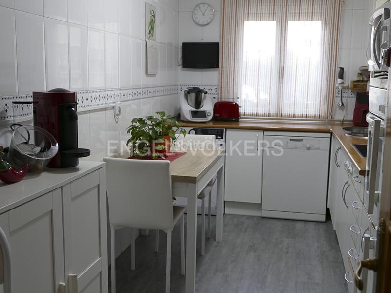 Foto 8deb67ff-94de-42fc-a8aa-0ea81c730df3. Duplex avec chauffage parking dans Villalba Estación Collado Villalba