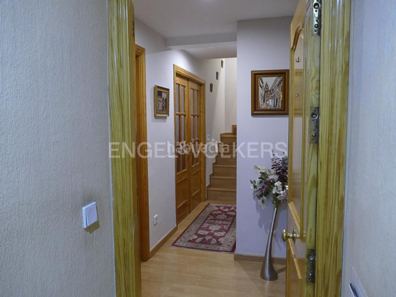 Foto c21e5b9d-6b02-4752-8798-0cb83cc9eb8a. Duplex avec chauffage parking dans Villalba Estación Collado Villalba