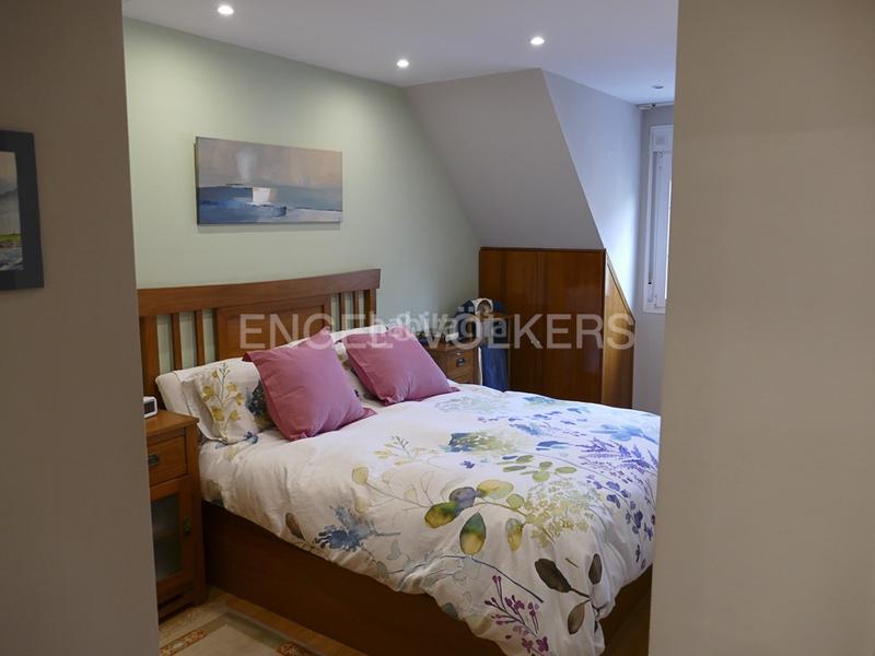 Foto ebff84aa-1d2a-4d65-bc4e-7d0e964ab8b2. Duplex avec chauffage parking dans Villalba Estación Collado Villalba