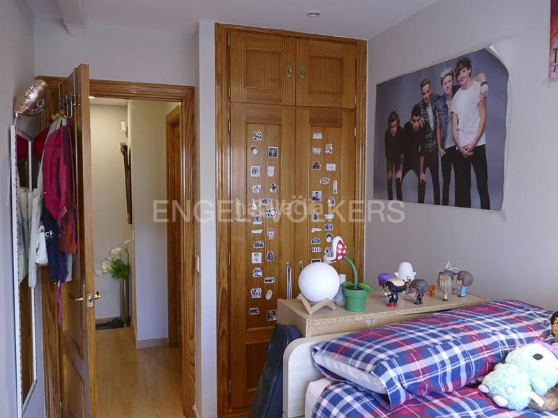 Foto f3f8129b-fafe-406e-84ac-8f5f4c8a41df. Duplex avec chauffage parking dans Villalba Estación Collado Villalba